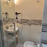 Bed and Breakfast 381