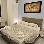 381 3* Νάπολη