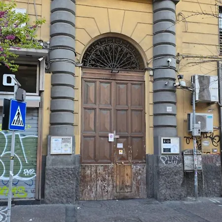 B&B 381