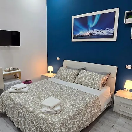 381 B&B